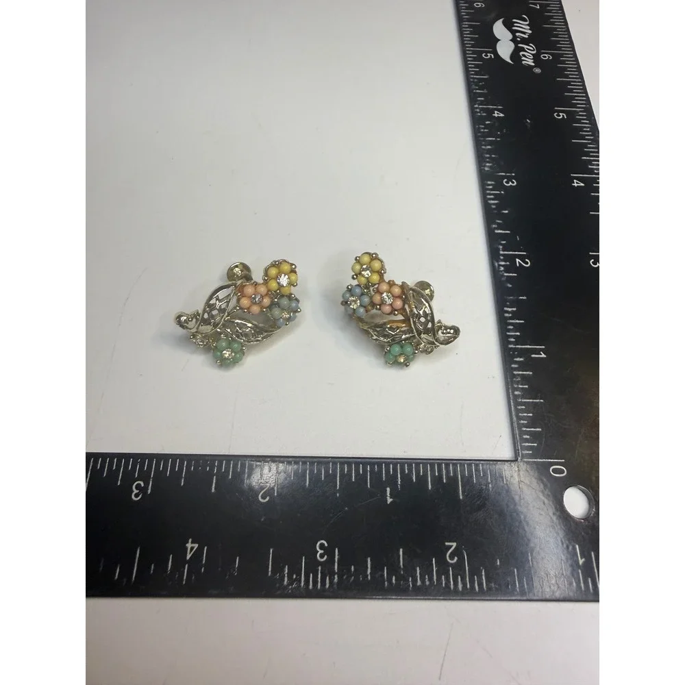 Vintage Coro Pastel Flower Rhinestone Gold Tone Screw Back Earrings Pat Pend